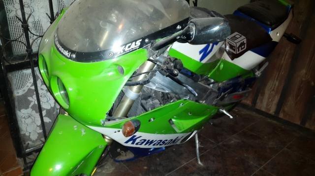 Kawasaki zxr 250cc