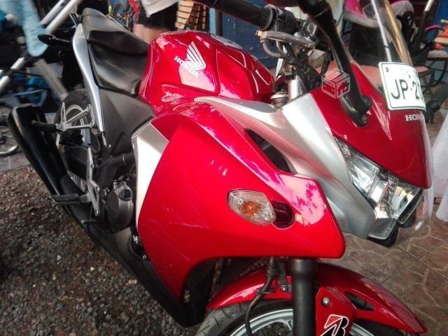 mi CBR 250 R . Año 2012. 18mil kilómetros