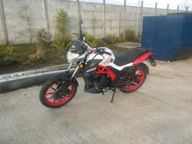 Um xtreet 180r 2016