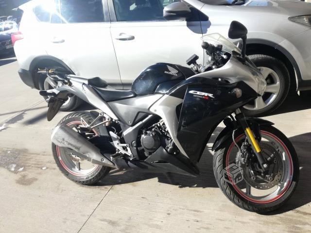 Honda CBR 250 2014