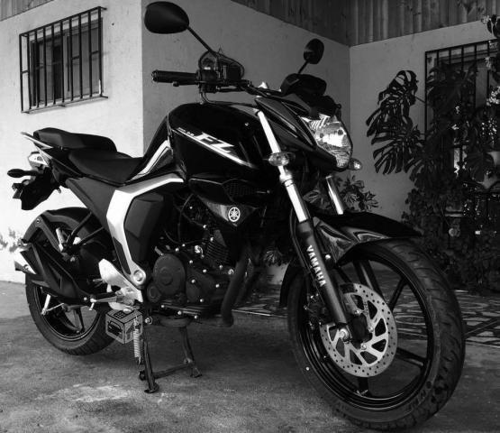 Moto Yamaha FZ 150cc