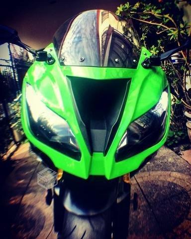 Kawasaki zx6r 636