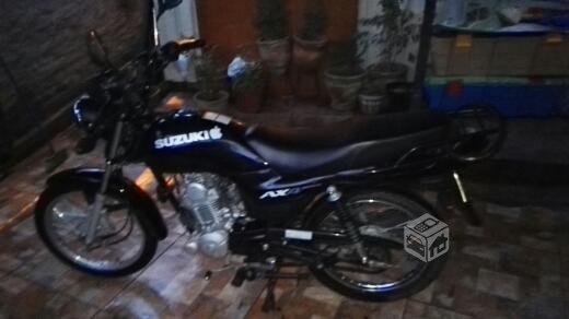 Moto Suzuki GD115