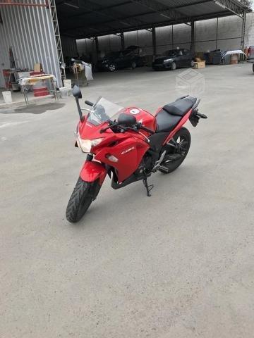 Honda Cbr 250 cc, año 2016