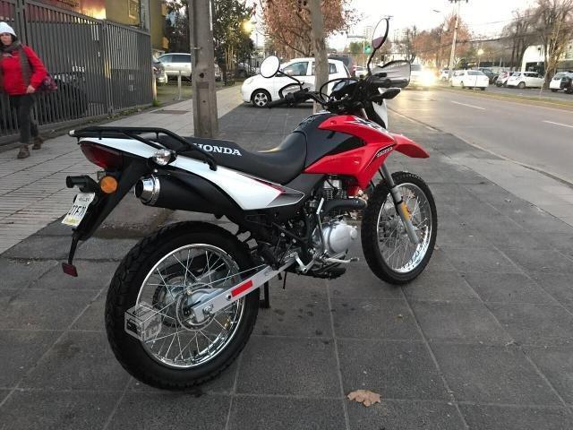 Honda XR150L 2016 al día ¡Impecable! 12.000 KM