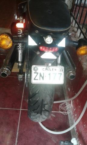 Moto con estilo impecable