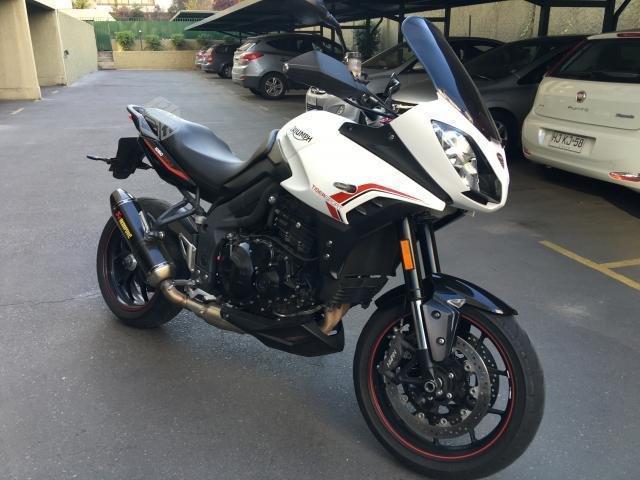 Triumph tiger sport 1050 impecable con accesorios