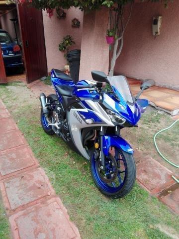 Yamaha r3