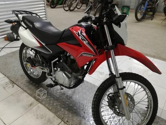 Moto Honda Xr150L, año 2015