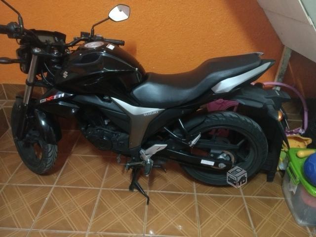 Suzuki gixxer