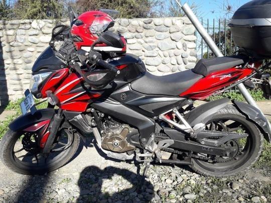 Moto pulsar 200ns