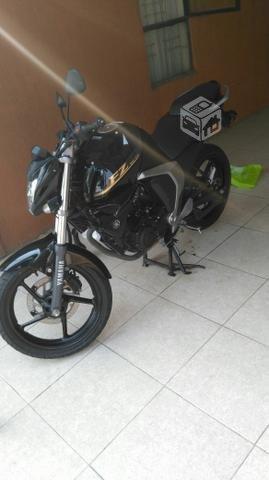 moto yamha fz16