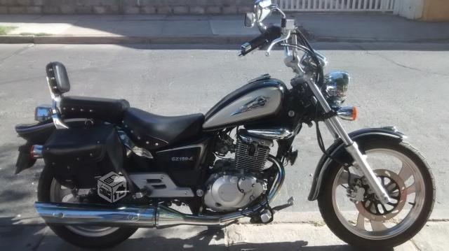 Suzuki gz150