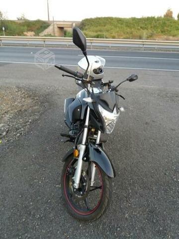 Moto Loncin 150