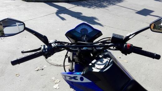 Moto keewey tx 200, año 2016, casi nueva