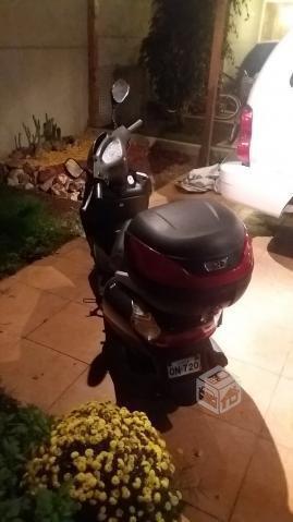 Moto Scooter Honda 2014