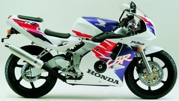 Busco: cbr 250rr mc22 / 90-96