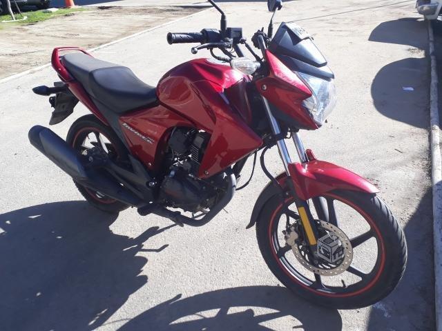 moto honda invicta