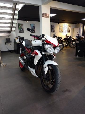 Triumph street triple 675 r 2014