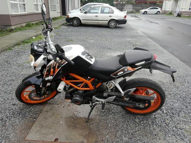 Ktm duke 390 2015