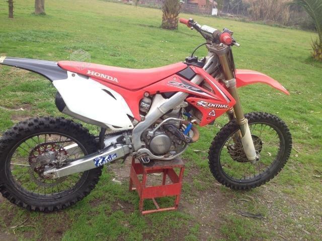 HONDA Crf 250 r 2010