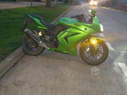 Kawasaki ninja 250 año 2012