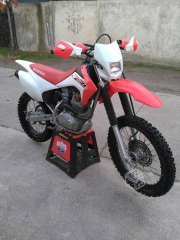 Honda crf 230