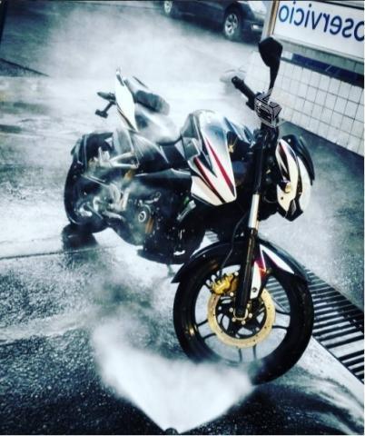 Moto Bajaj Pulsar NS200 regalada