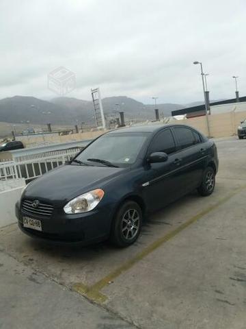 Hyundai accent 2011