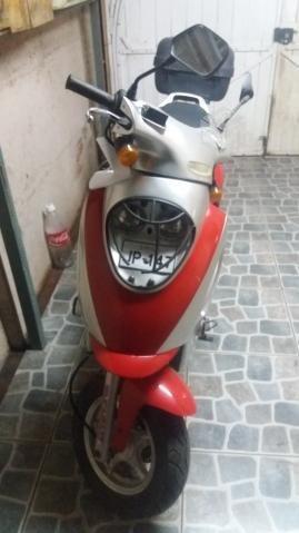 Moto scuter takasaki