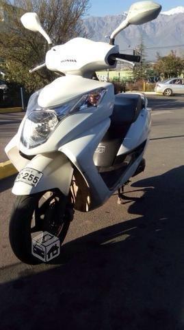 Moto Honda elite