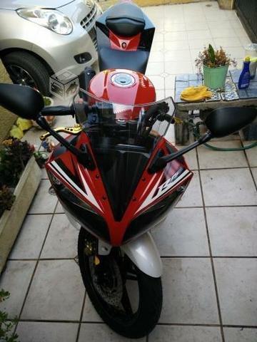 Yamaha r15