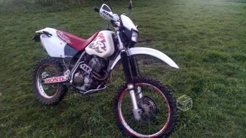 Honda XR400