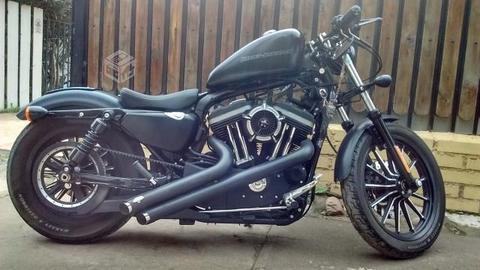 Harley Davidson Iron 2011