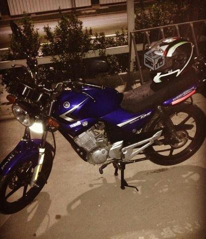 Motocicleta Yamaha YBR 125