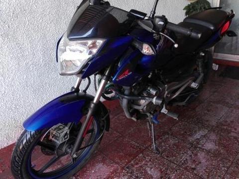 Moto Pulsar 135