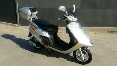 Moto Scooter