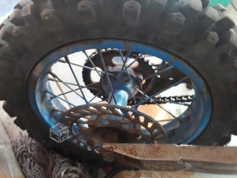 Busco aro tracero 12 para pitbike