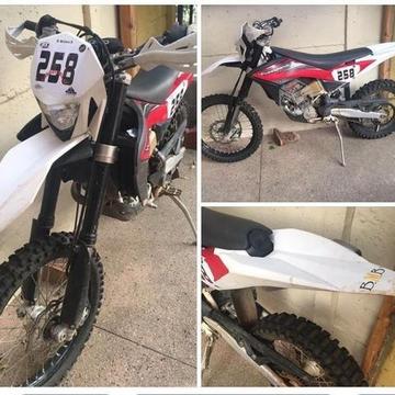 Husqvarna TE 449 año 2013