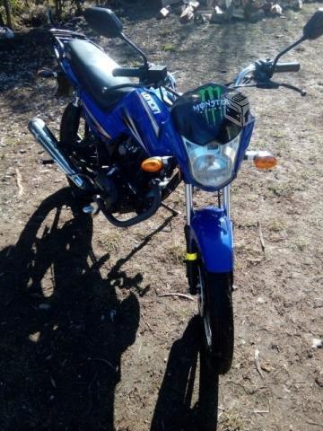 Moto loncin año 2014