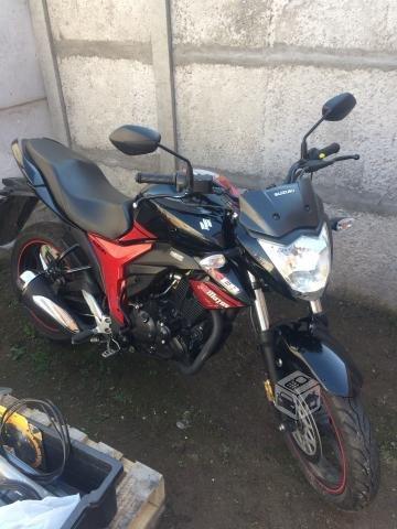 Moto Suzuki Gixxer