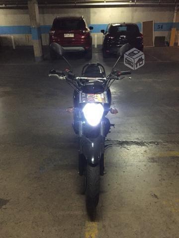 Moto yamaha fz 2014