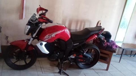 Moto yamaha fz