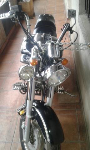 Moto chopera spitz 250 cc