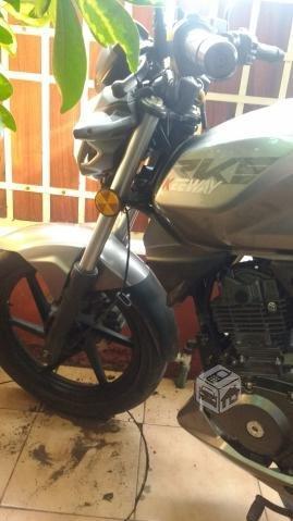 Moto Keeway RKS 150