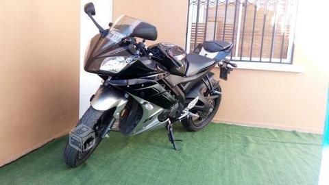 Moto yamaha R15