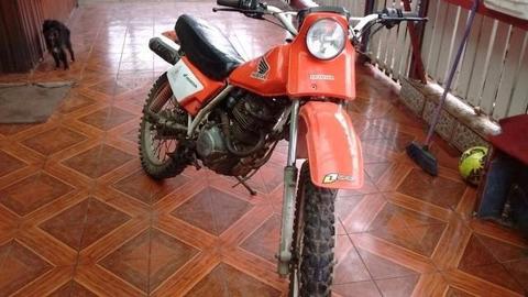 Honda xl185