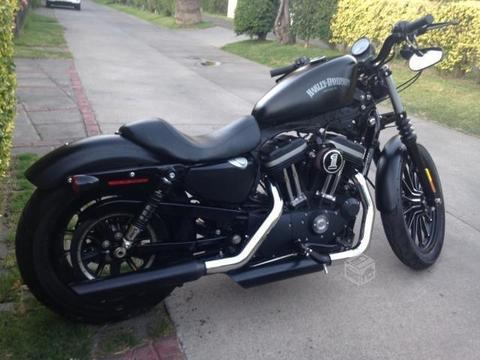 Harley Davidson Sportster Iron 883 Año 2012