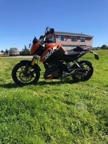 Ktm duke 200