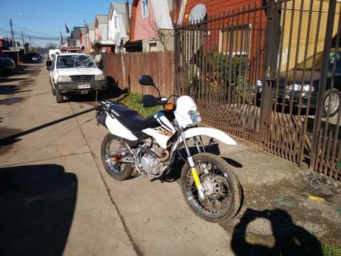 Moto Honda Excelente estado XR125